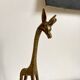 Girafe en laiton doré