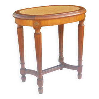 Piano bench