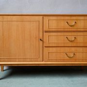 Petit buffet bahut scandinave années 50-60 chêne blond