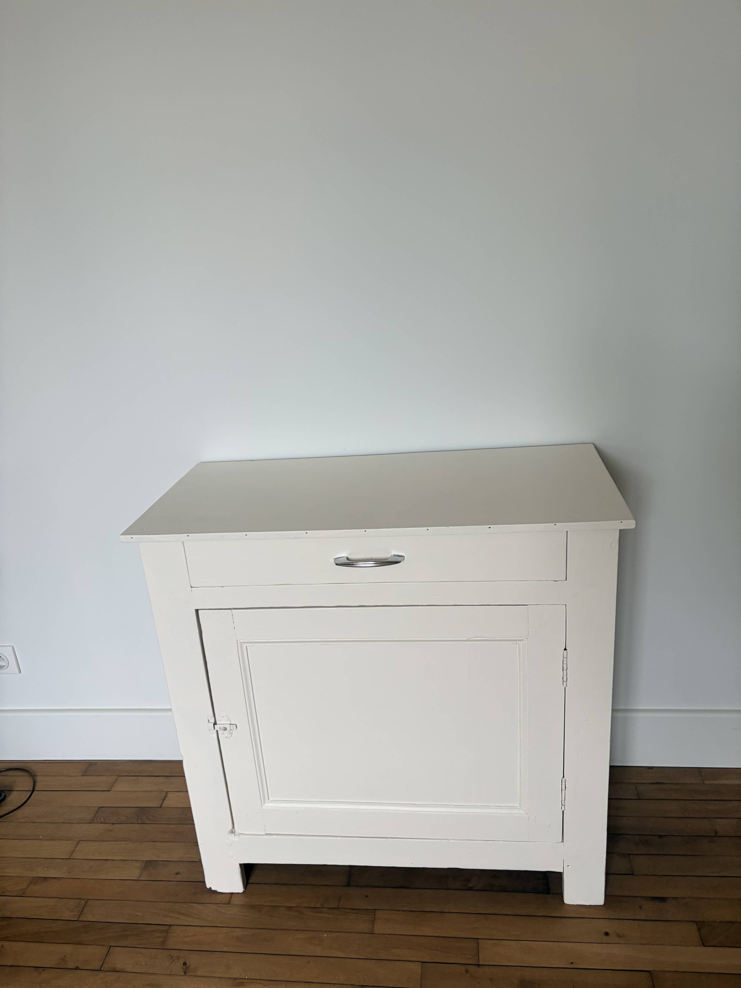 Buffet parisien compotier vintage 260309
