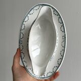 Saucière ancienne en porcelaine avec plateau