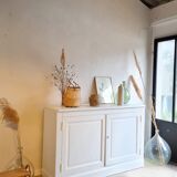 Vintage Parisian buffet-minded countertop