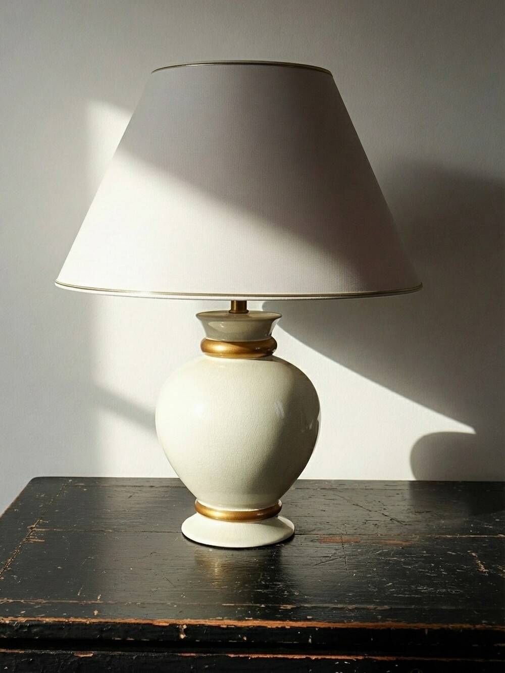 Lampe vintage faïence craquelée blanc crème Le Dauphin années 60-70 Panama