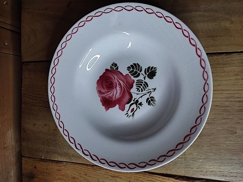 Plate Hollow Style décor Badonviller Old Red Flower dp 112144