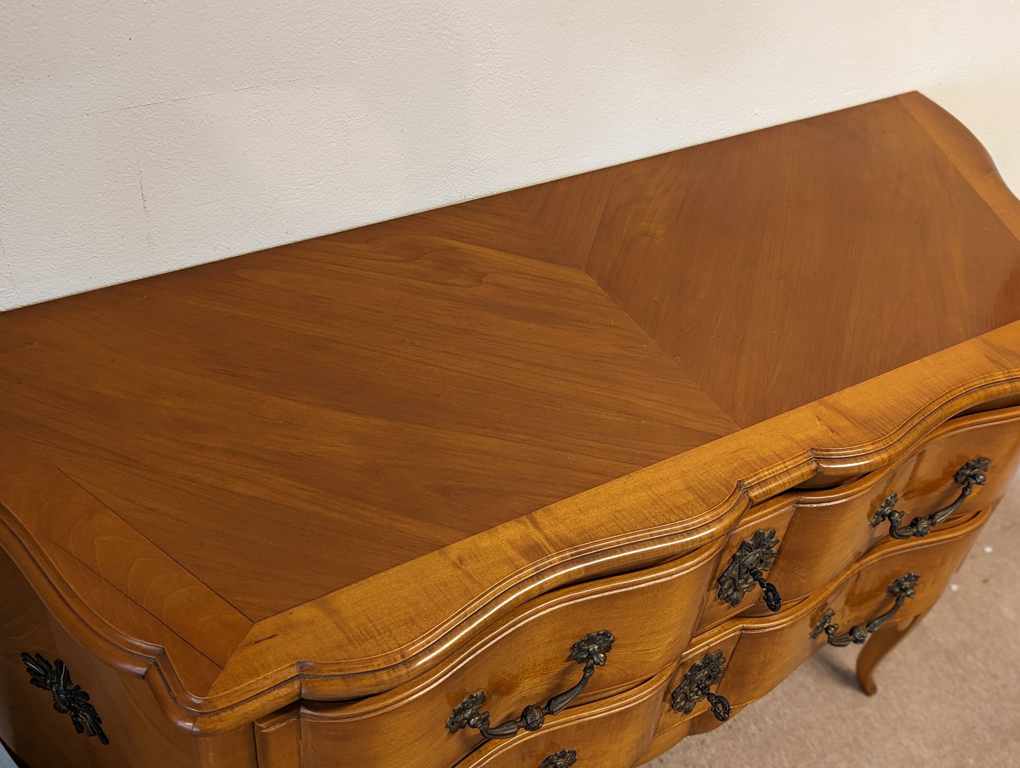 Grenoble chest of drawers