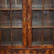 Antique Georgian Display Cabinet in Oyster Veneer circa 1780