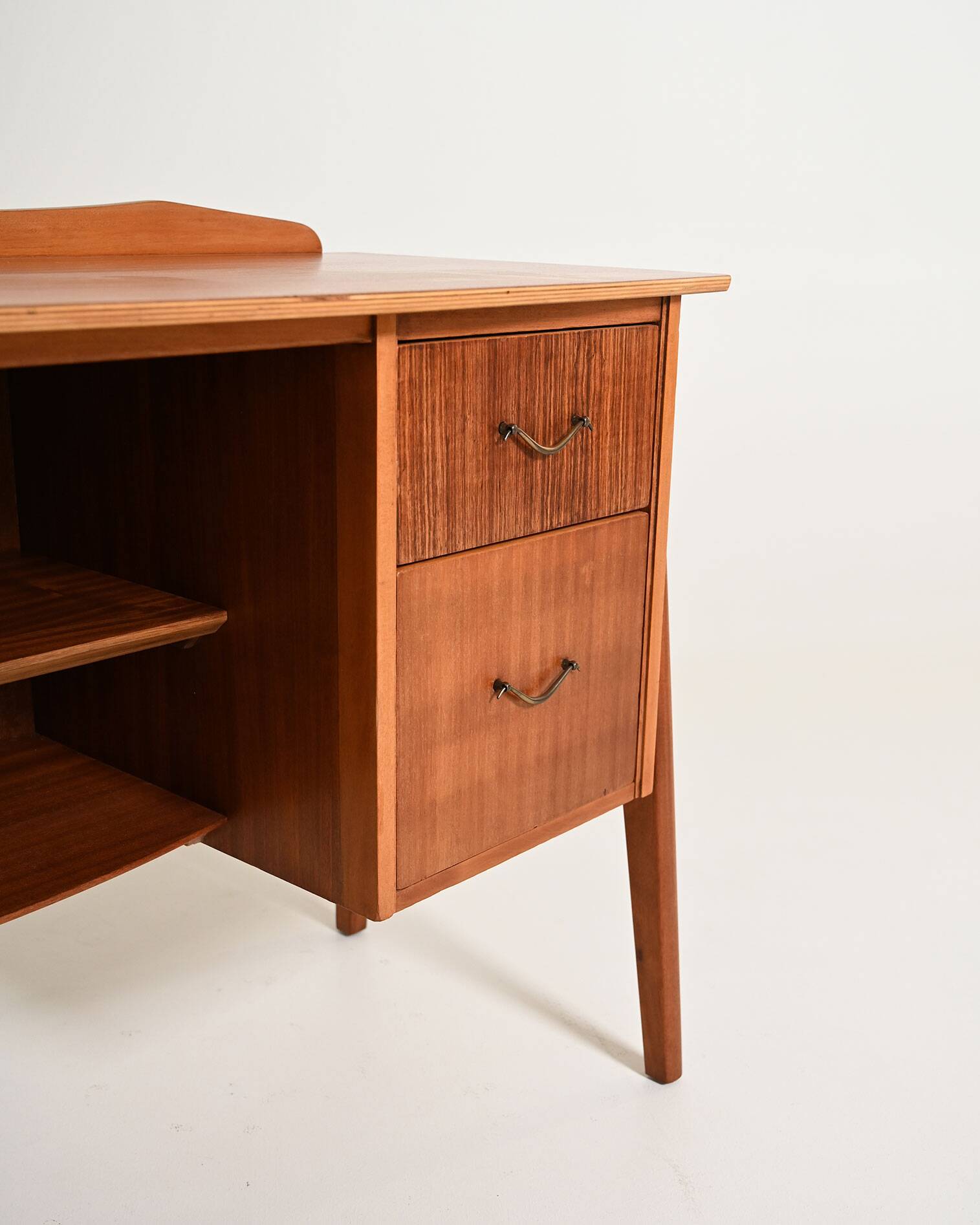Bureau en teck scandinave, années 1950