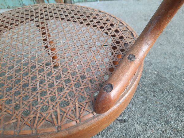 Petite chaise cannée