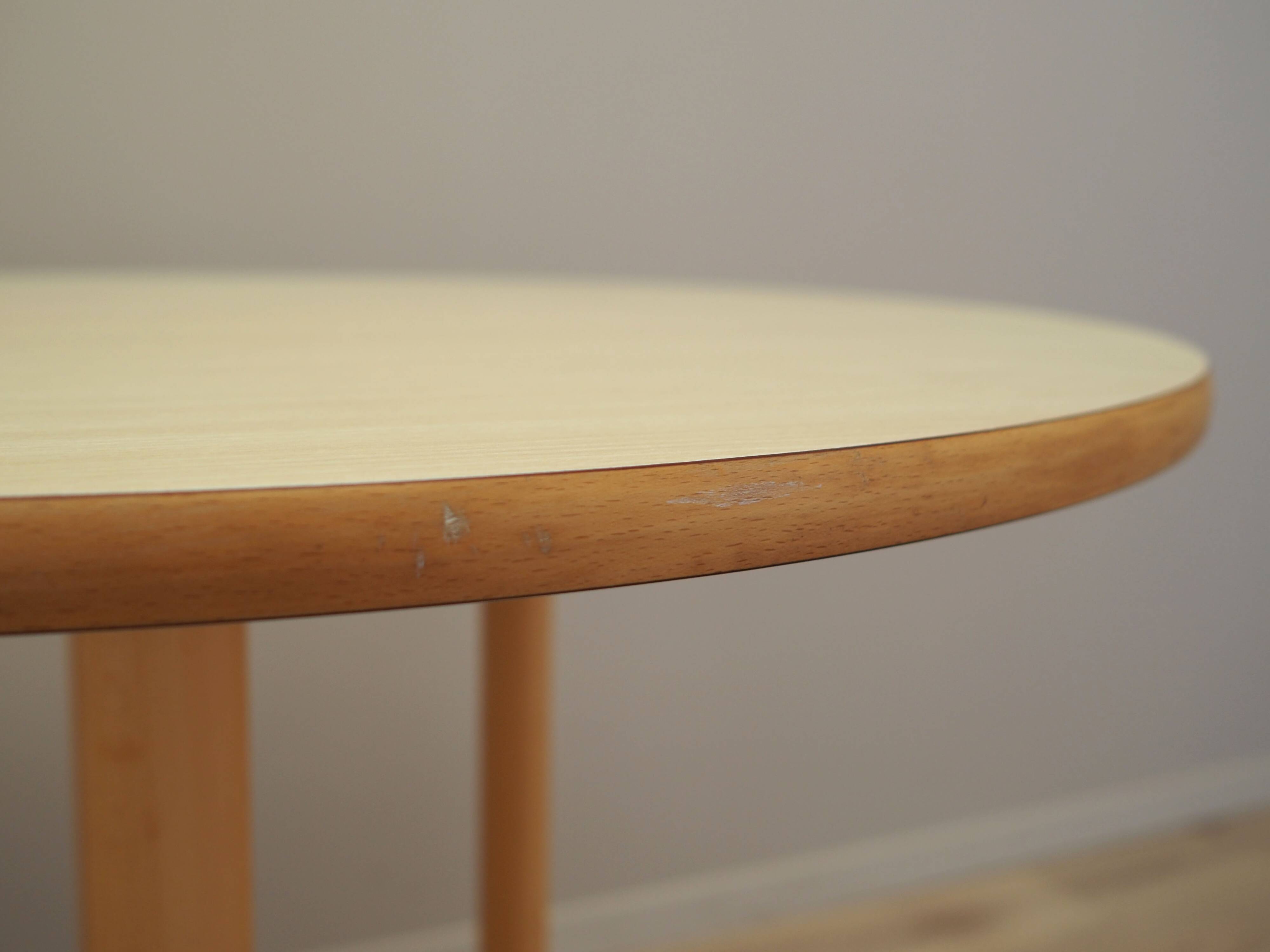 Beech round table, Danish design, 1990s, production: Denmark