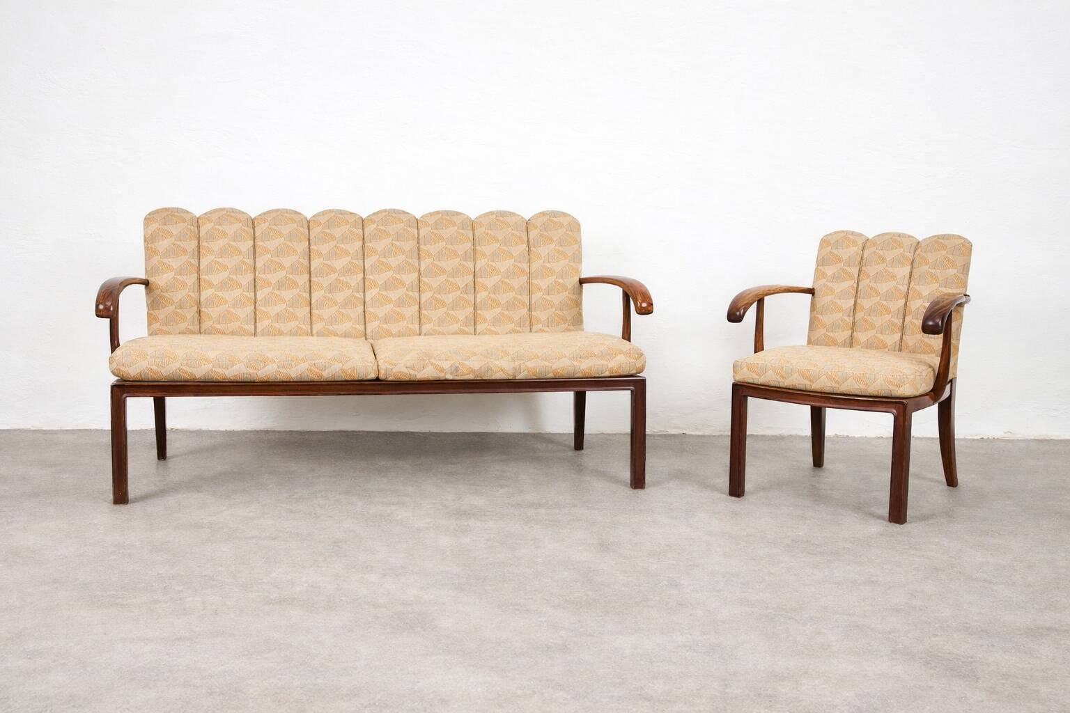 Ensemble de banc de salle à manger et de fauteuil, Vienne-Budapest, vers 1930.