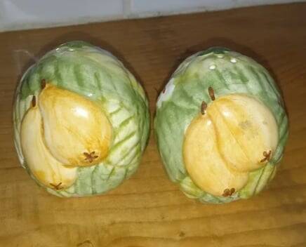 Salt and pepper shakers in earthenware – frugal pattern, 1950s