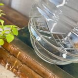 Chiseled glass cookie bucket