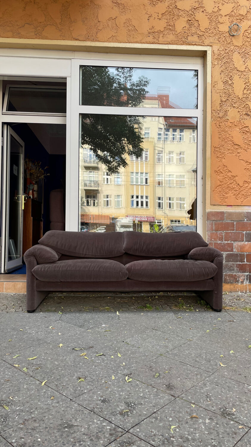 Maralunga sofa 2.5 seater Cassina edition 90s