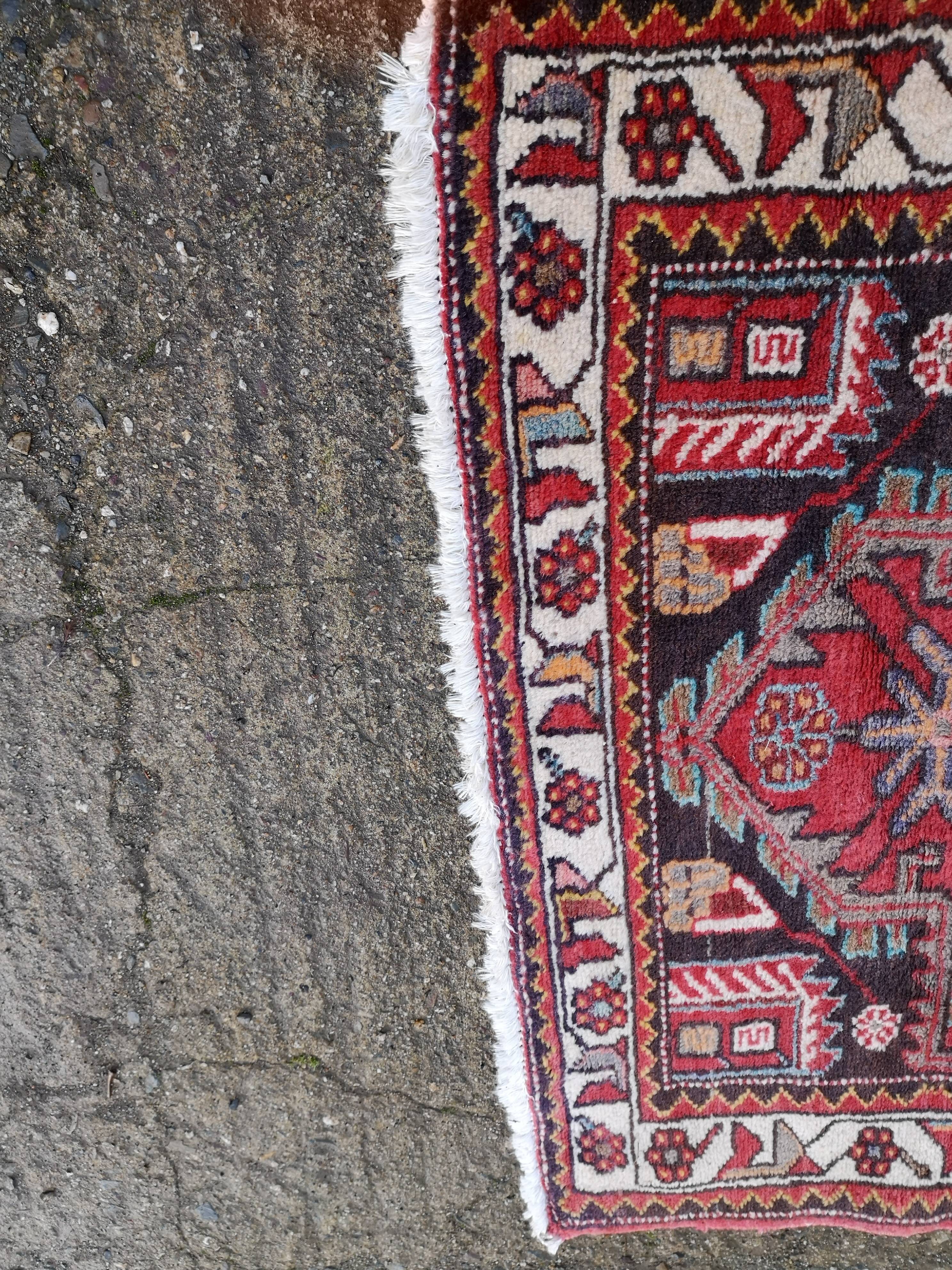 Oriental rug 119x88cm