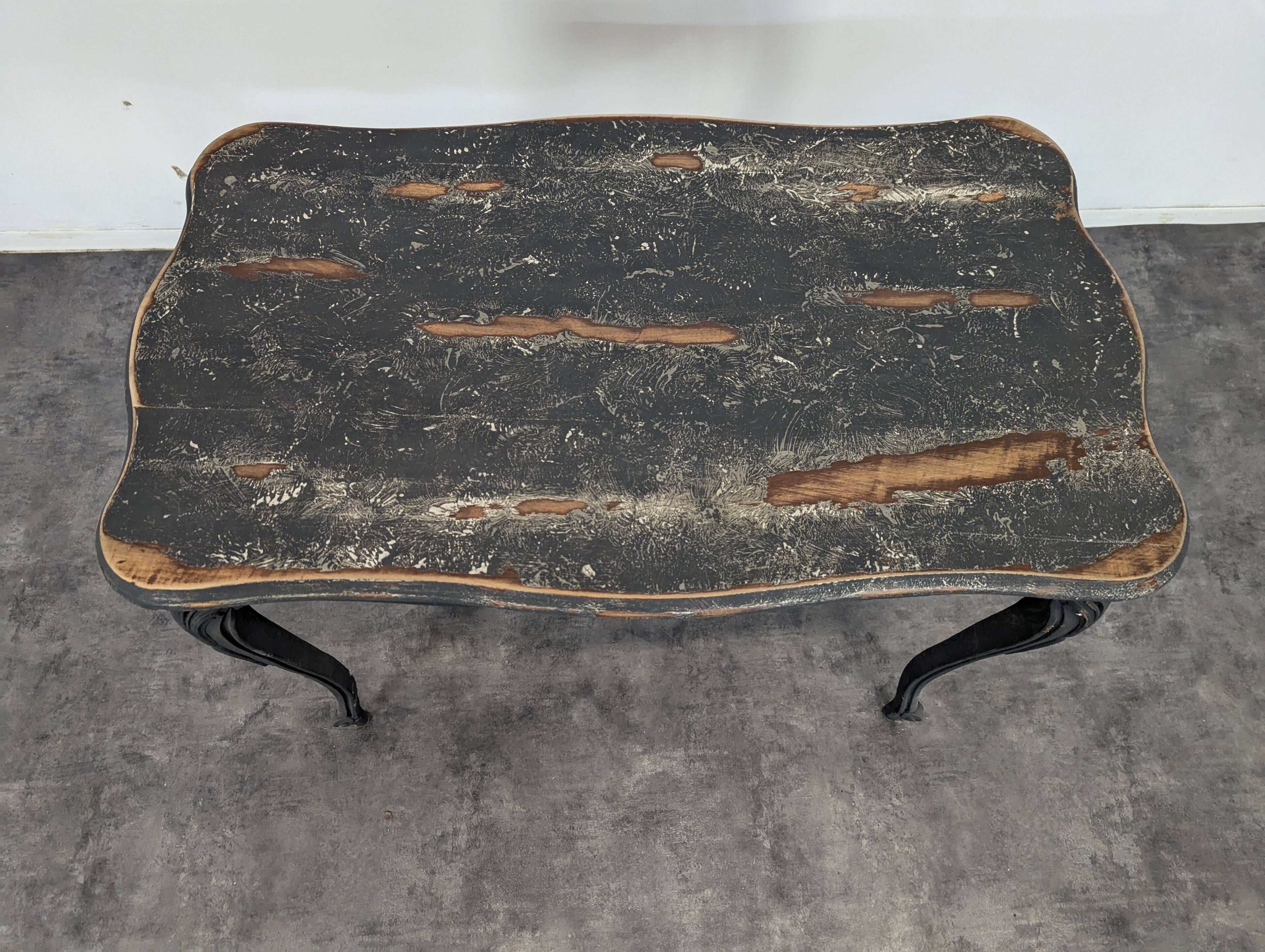 Table bureau réchampi patiné noir
