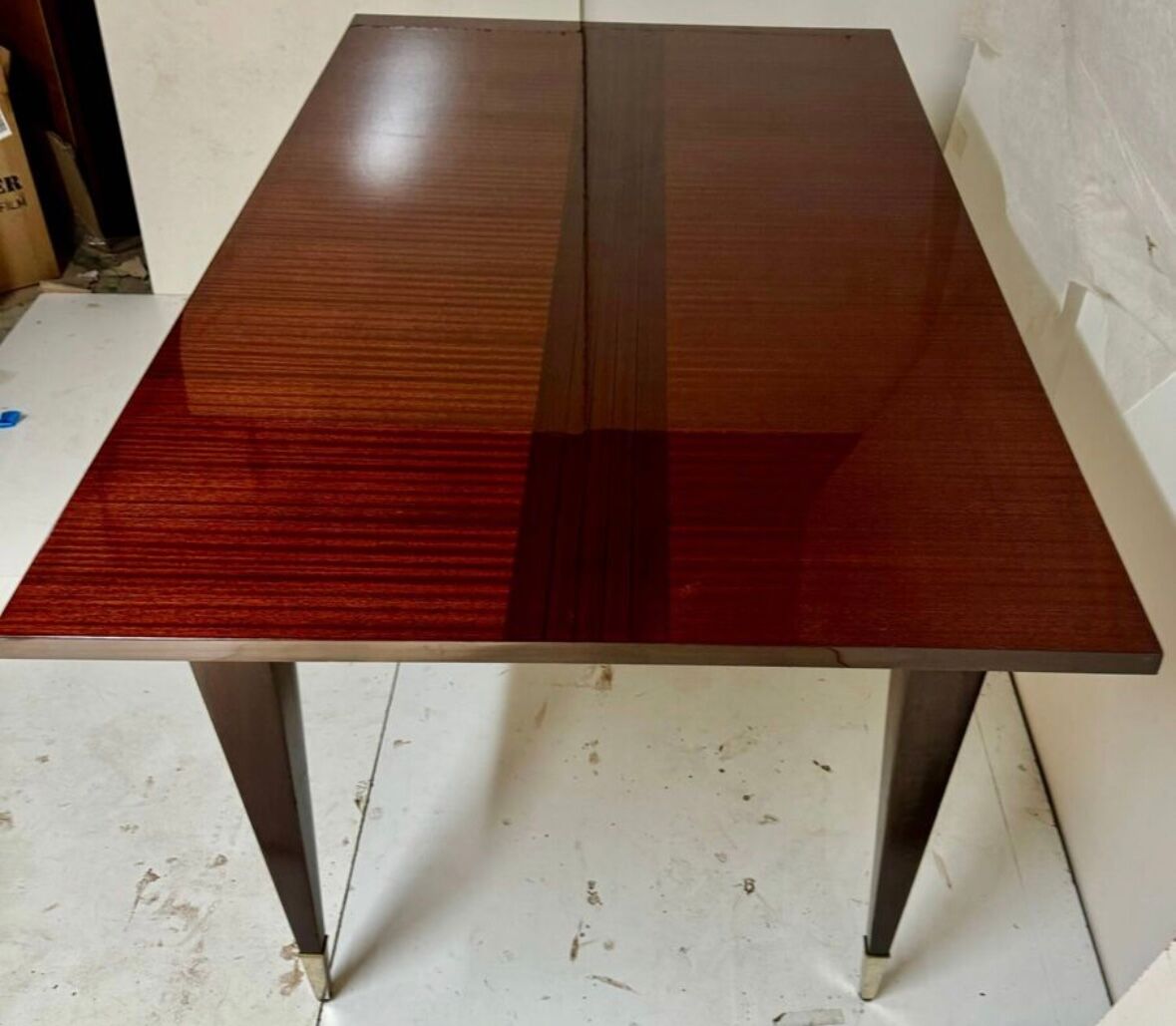 Table vintage extensible estampillée