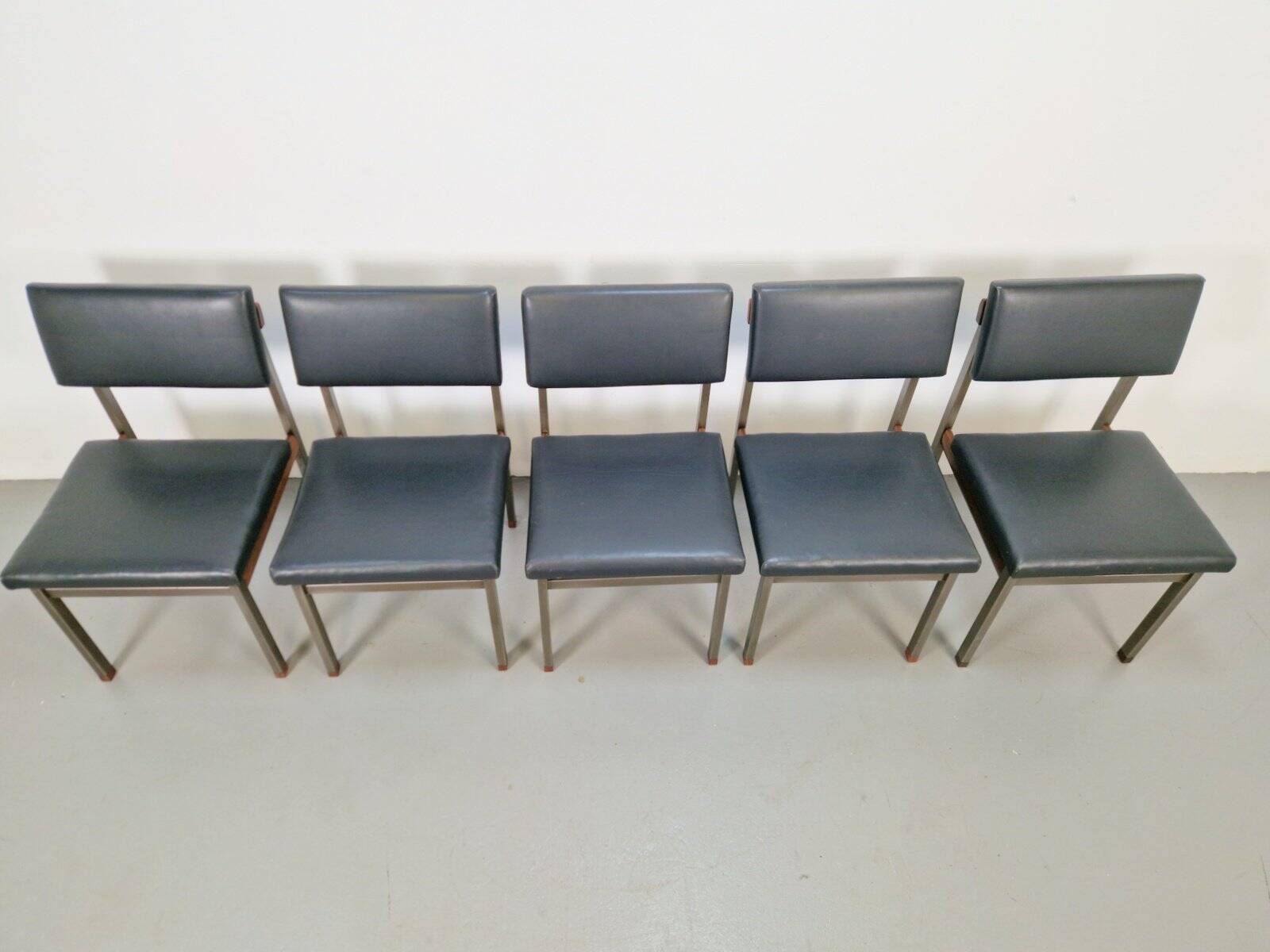 Pali Dining Chairs and Table by Louis van Teeffelen for Wébé, 1960s, Set of 6