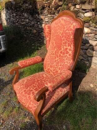 Voltaire armchair with walnut ears