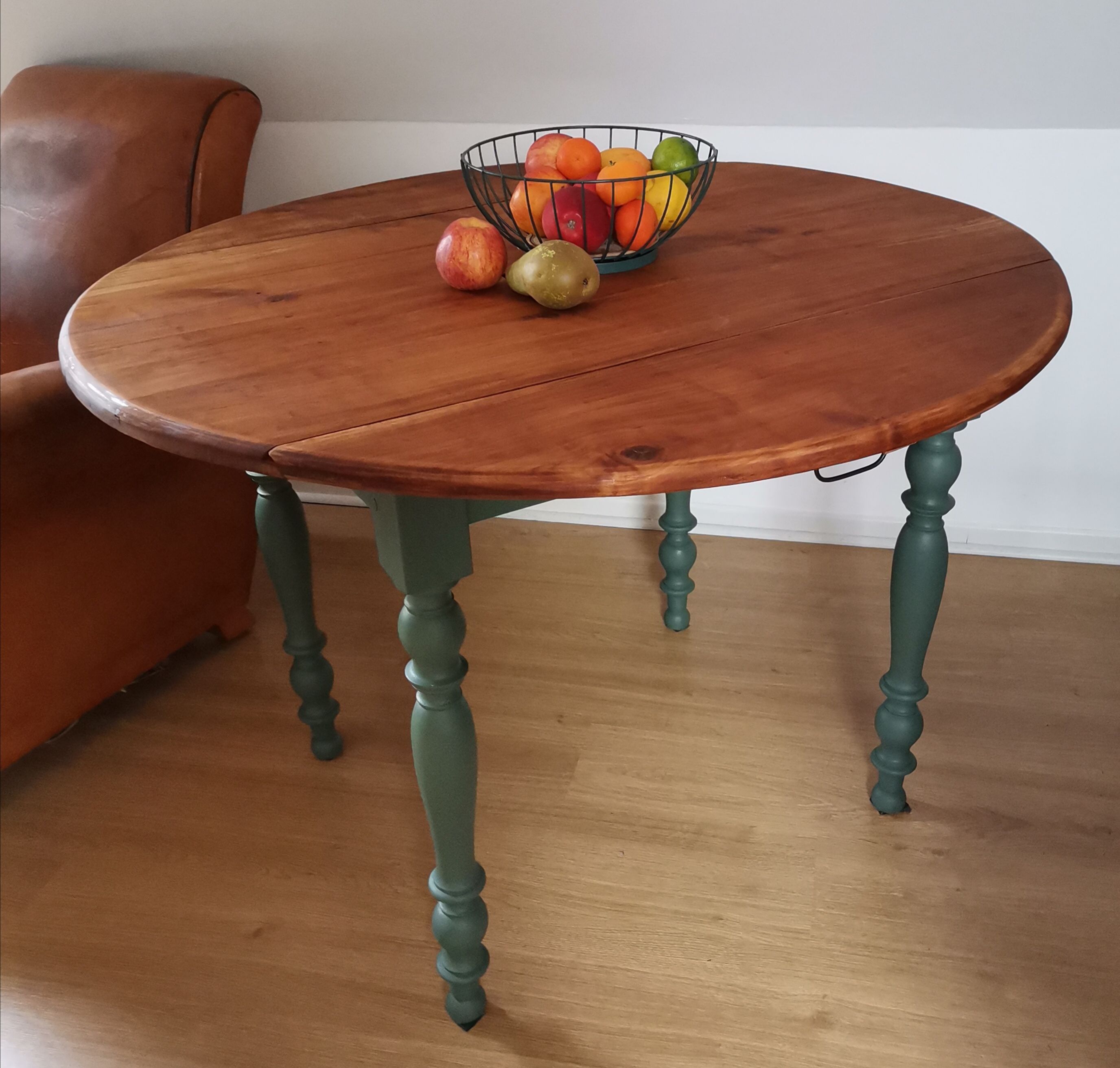 Table Louis Philippe