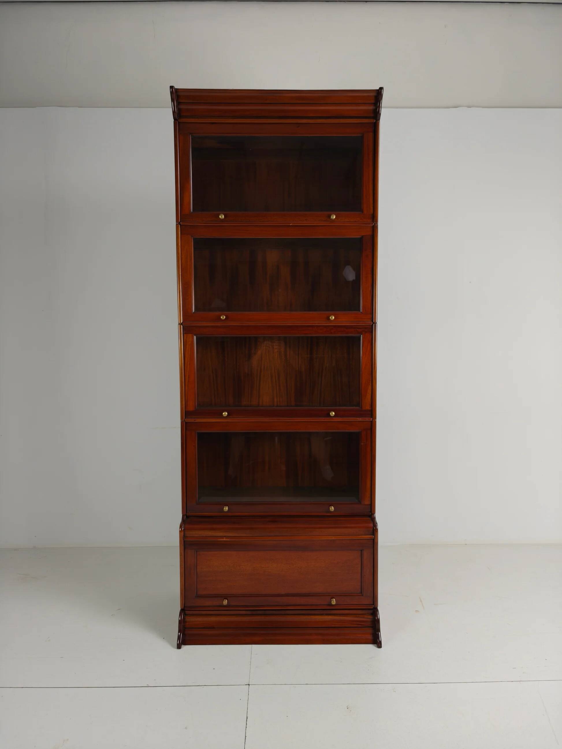 Bibliothèque de style Globe-Wernicke – acajou – verre biseauté