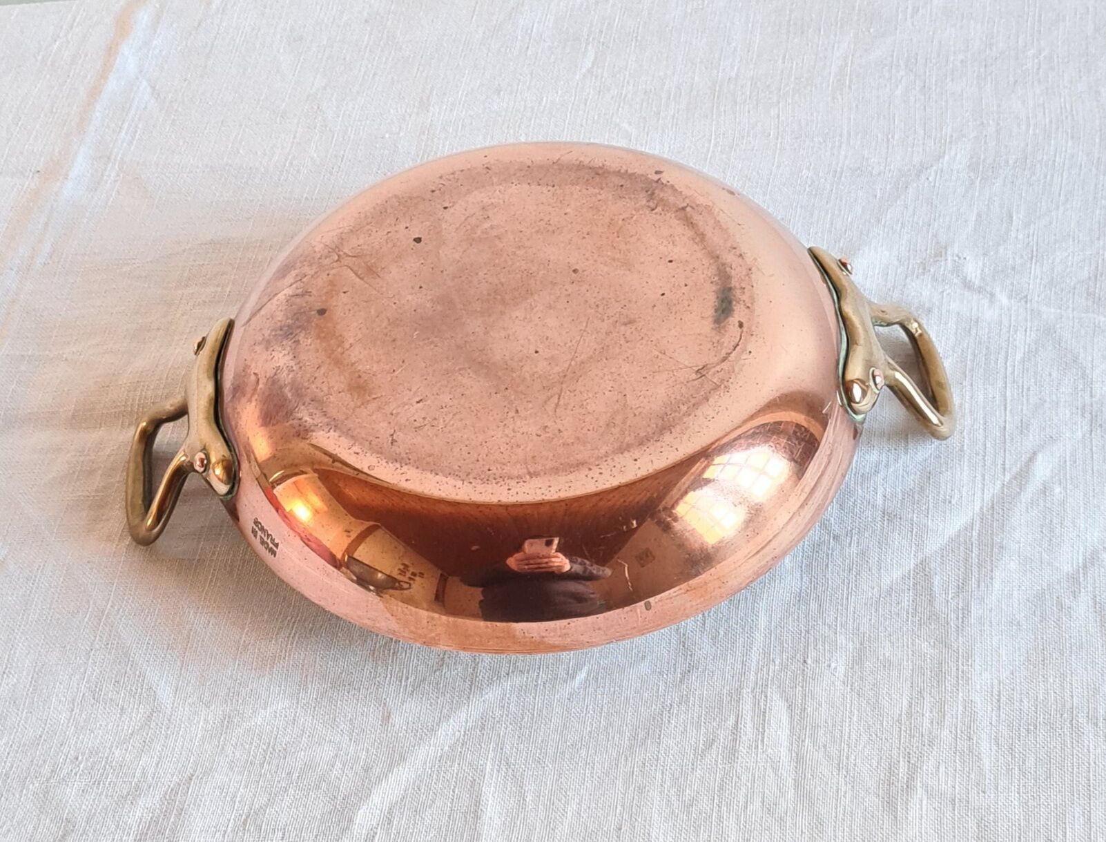 Old copper cassolette