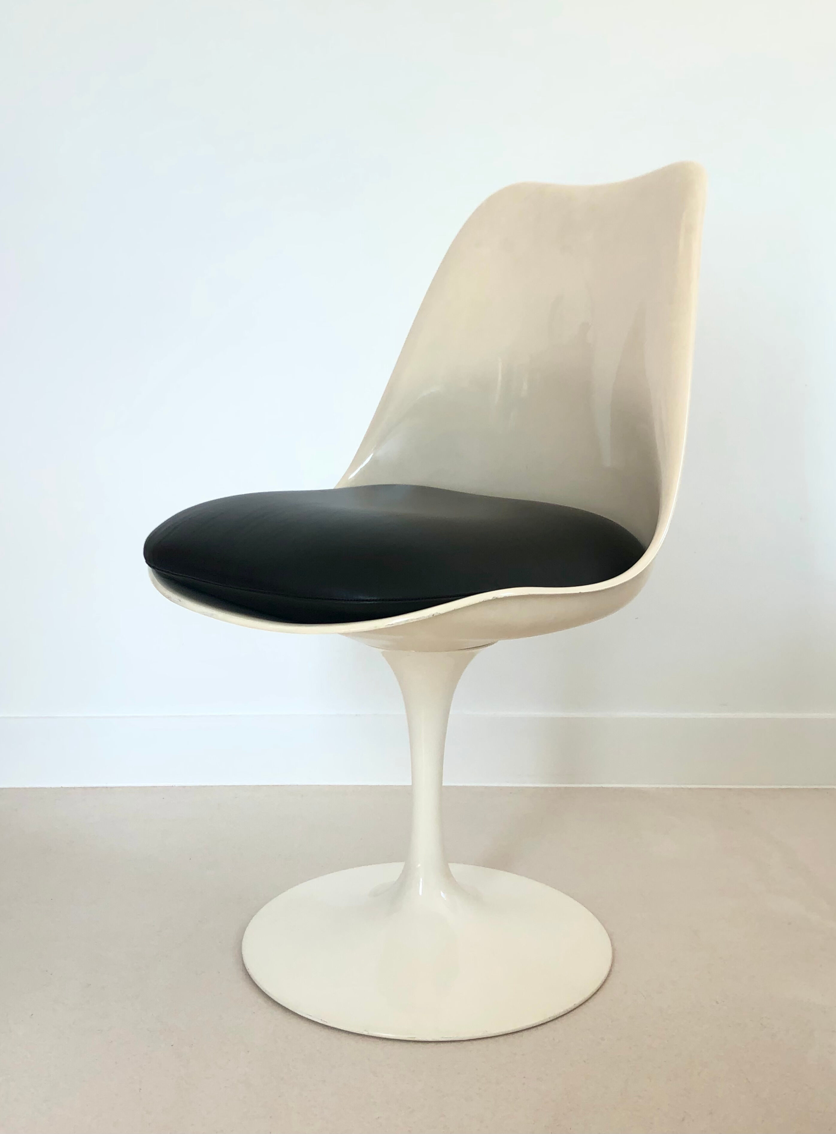 Chaise Tulipe pivotante par Eero Saarinen pour Knoll International, 1960-65