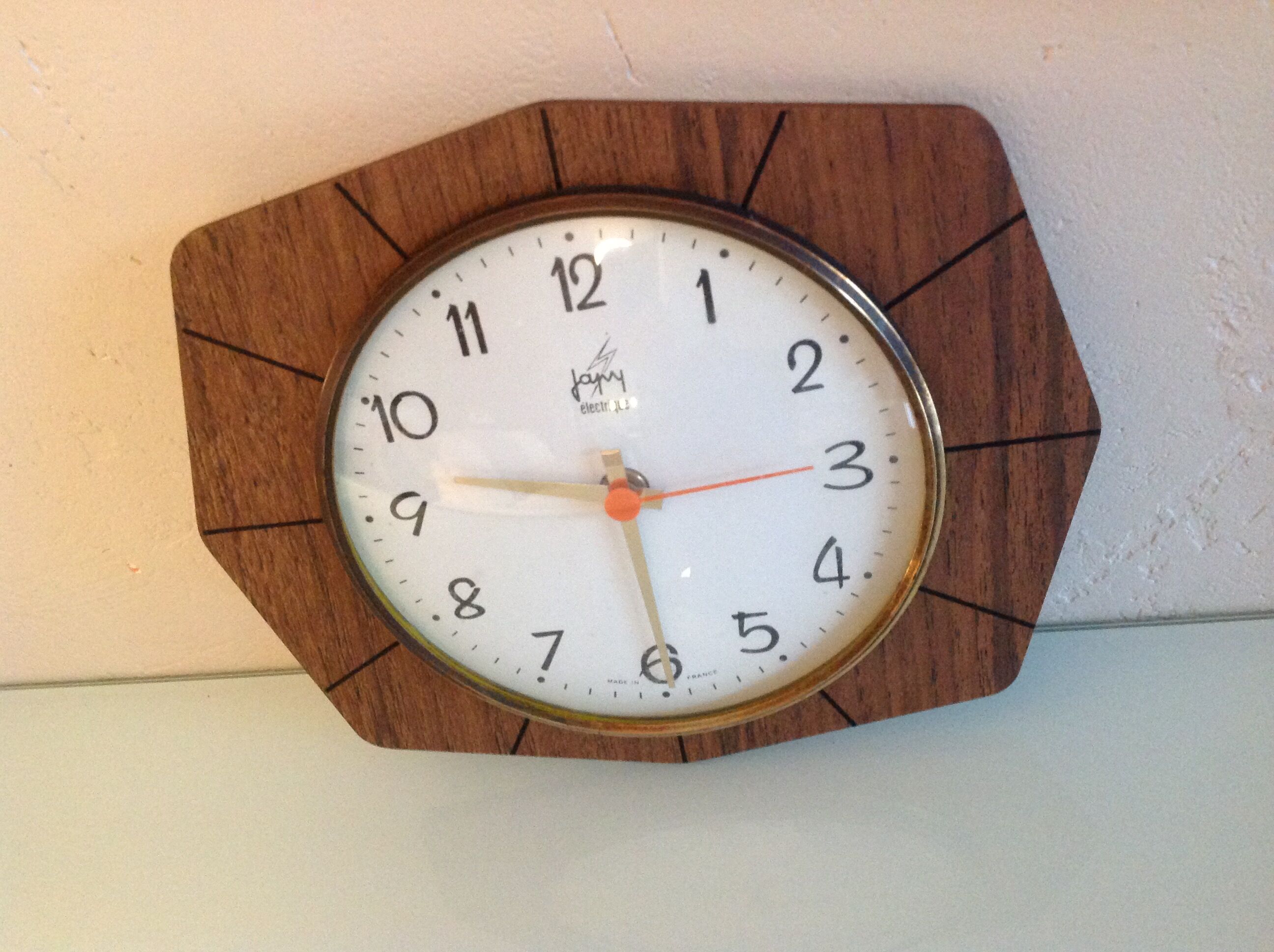 Brown formica clock by Japy 60s-70s