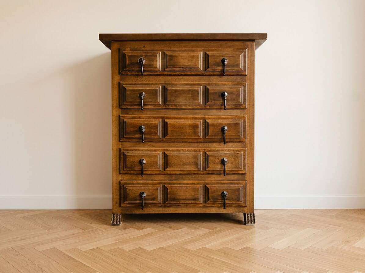 Antique solid wood chest of drawers with five drawers.