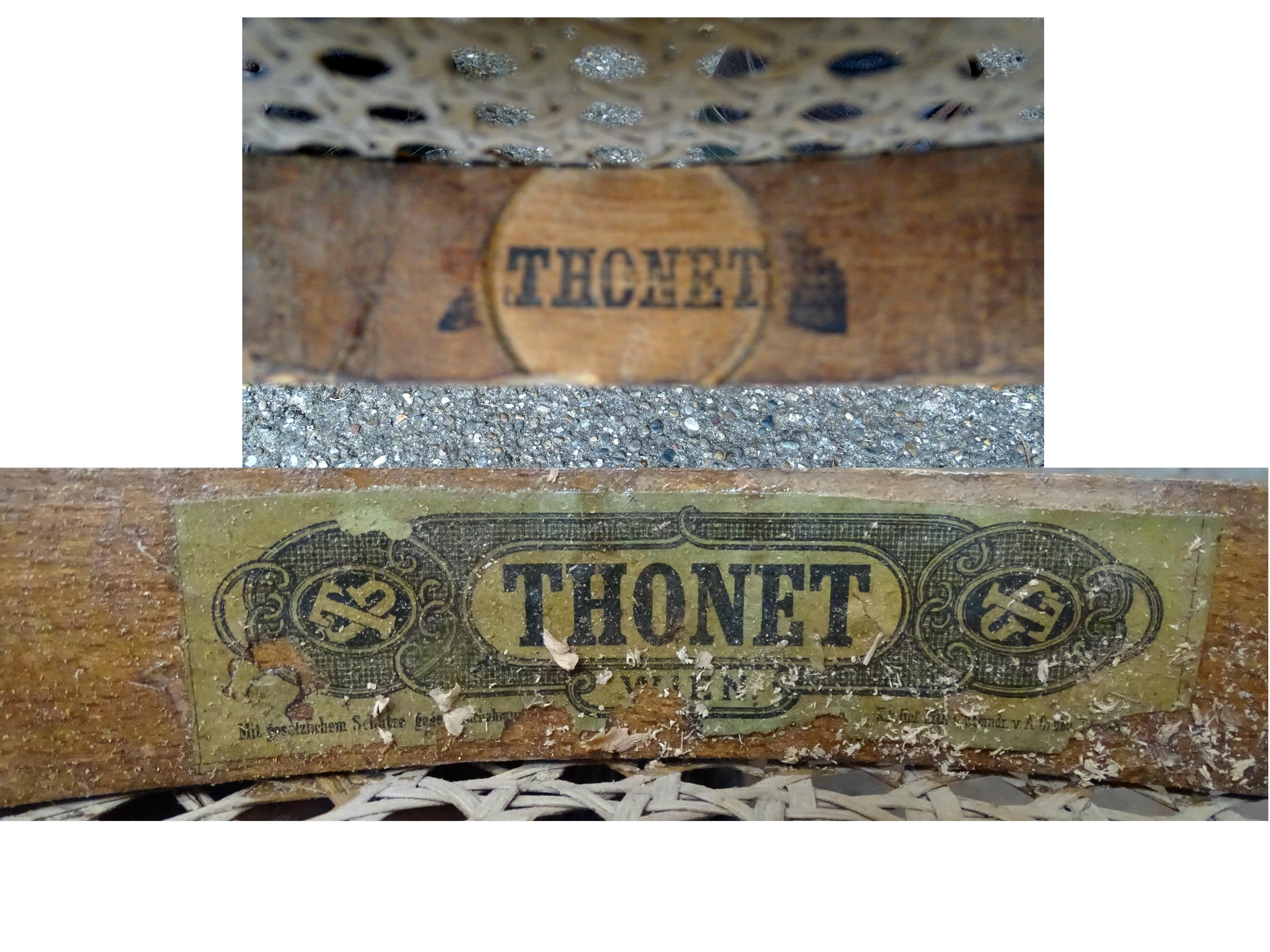 Set of 4 chairs Thonet N°19 canned to nine still unbleached, Engelstuhl 1880.