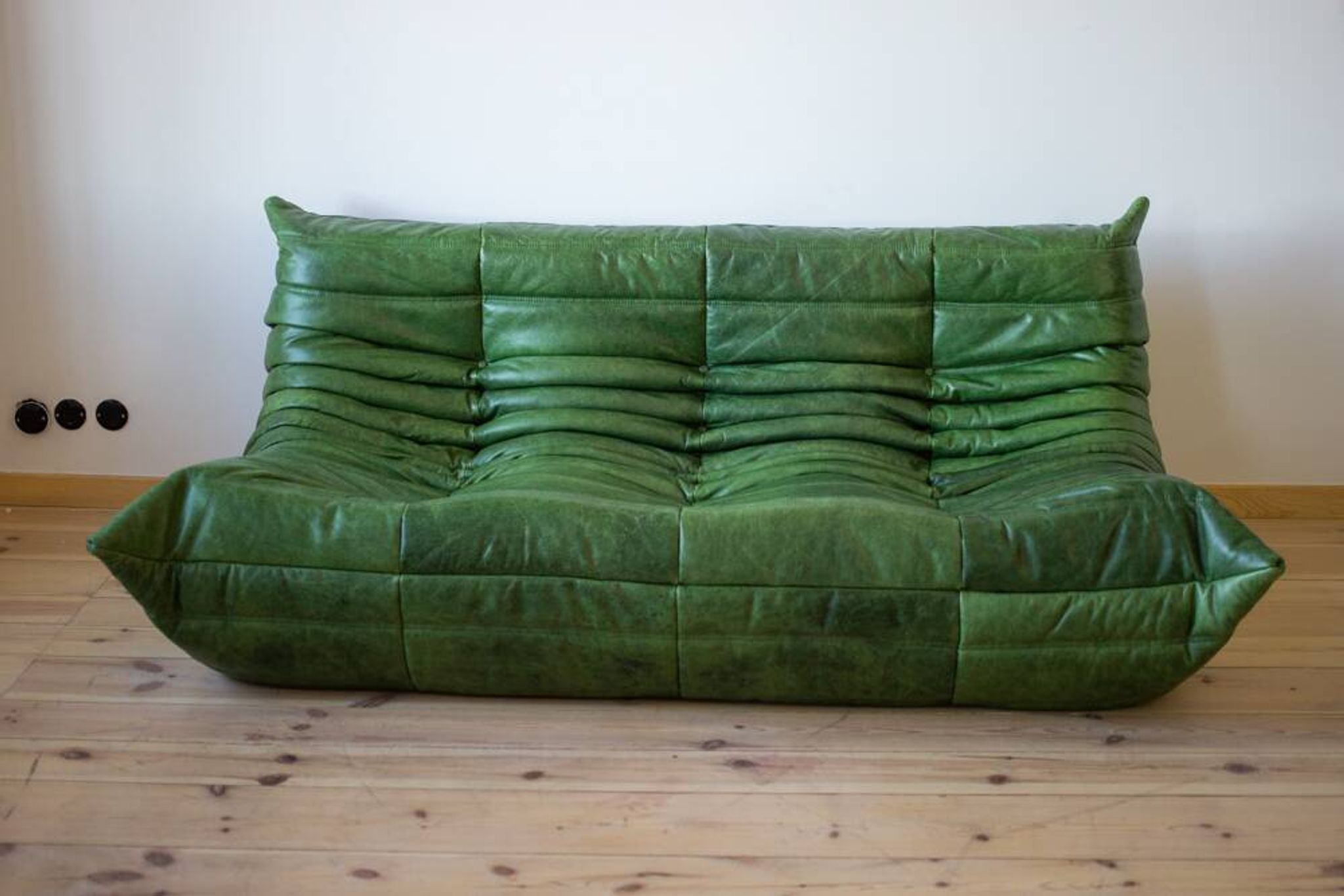 Green leather Togo living room set by Michel Ducaroy for Ligne Roset, 1979, set of 5