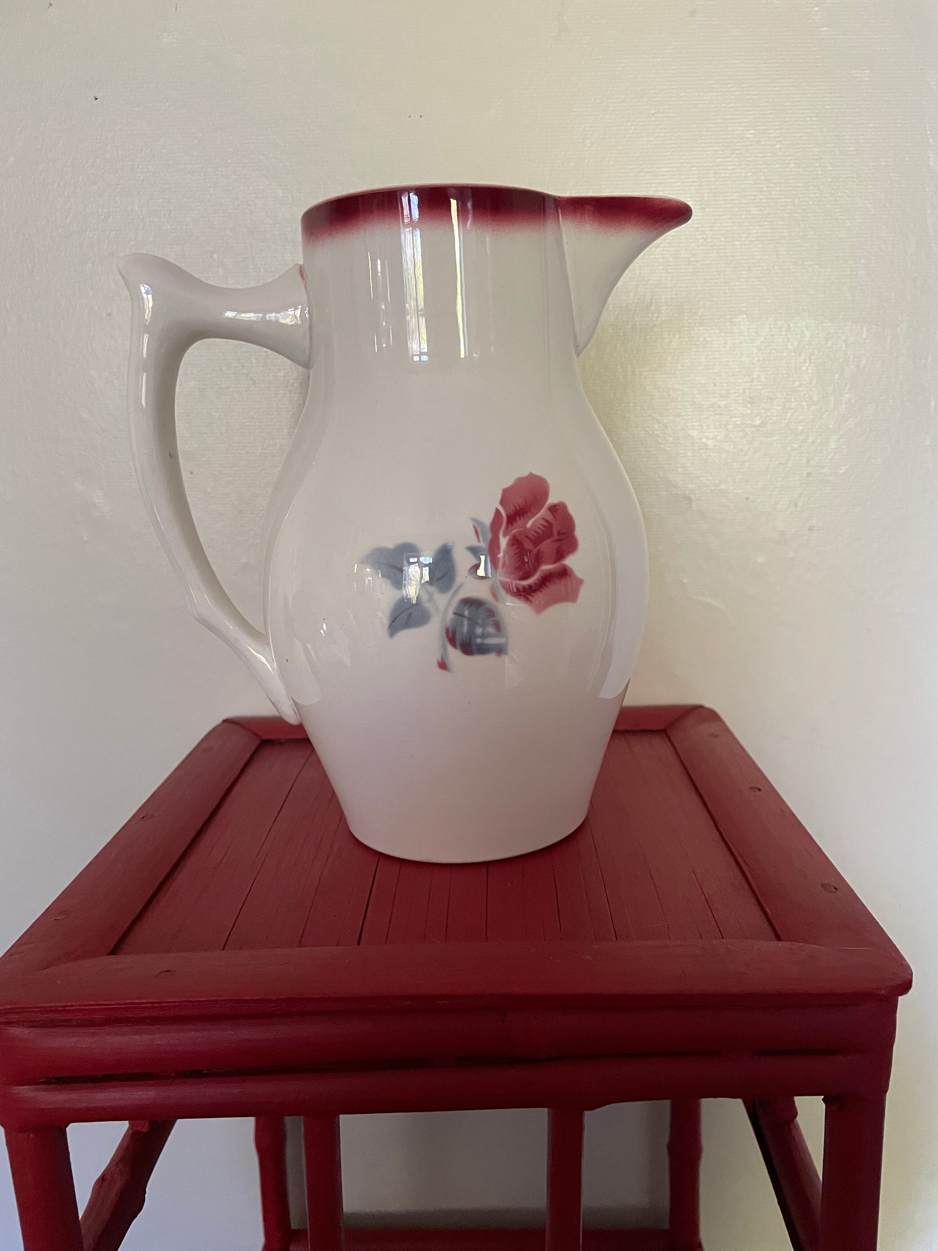 Pitcher Digoin Sarreguemines model Lucette