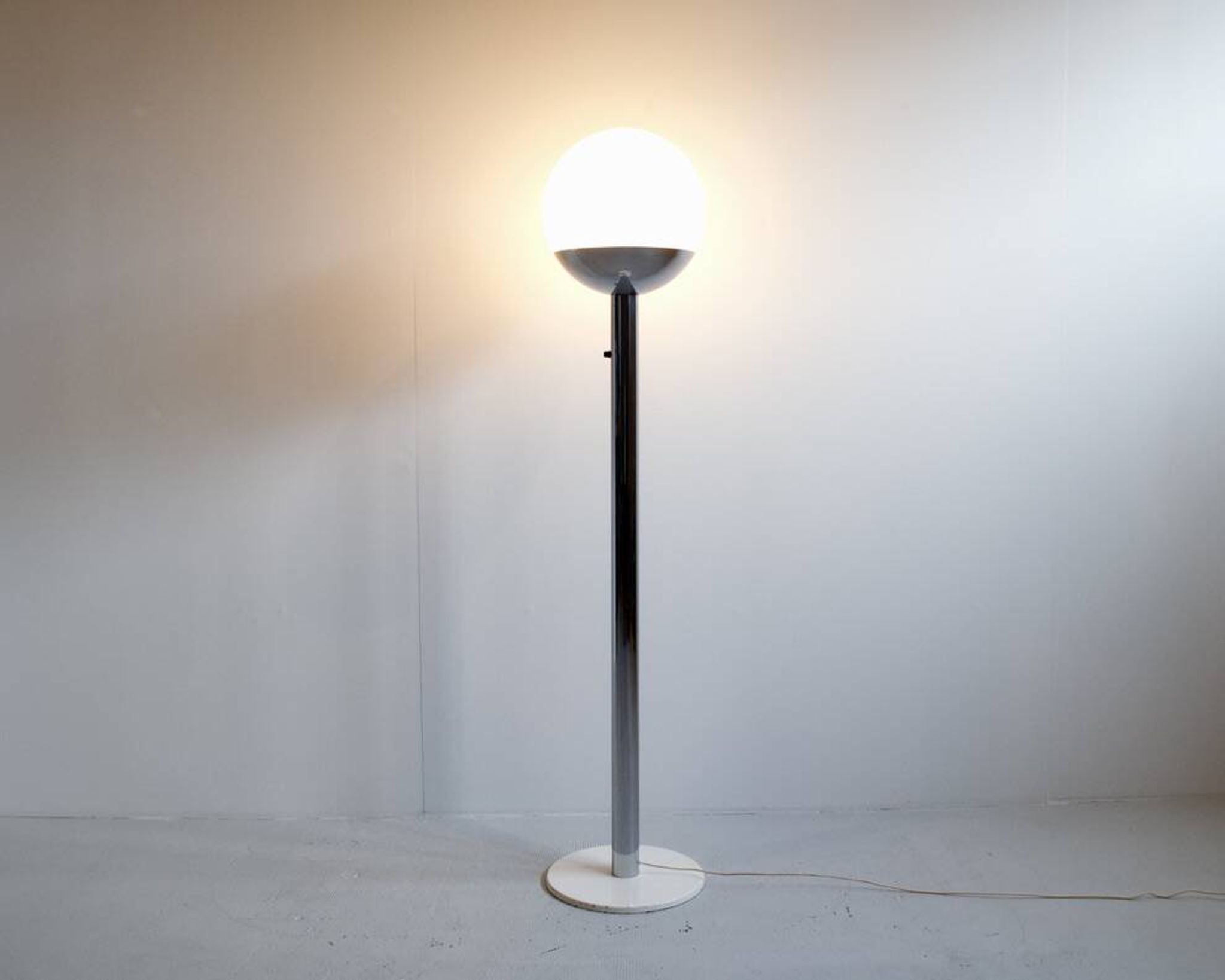 Floor lamp by pia guidetti crippa luci illuminazione publisher 1970's