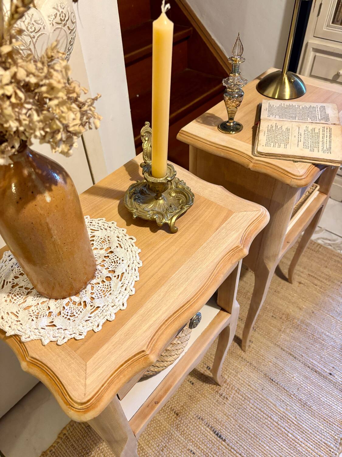 Table de chevet bois brut