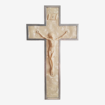 Crucifix en aluminium vintage