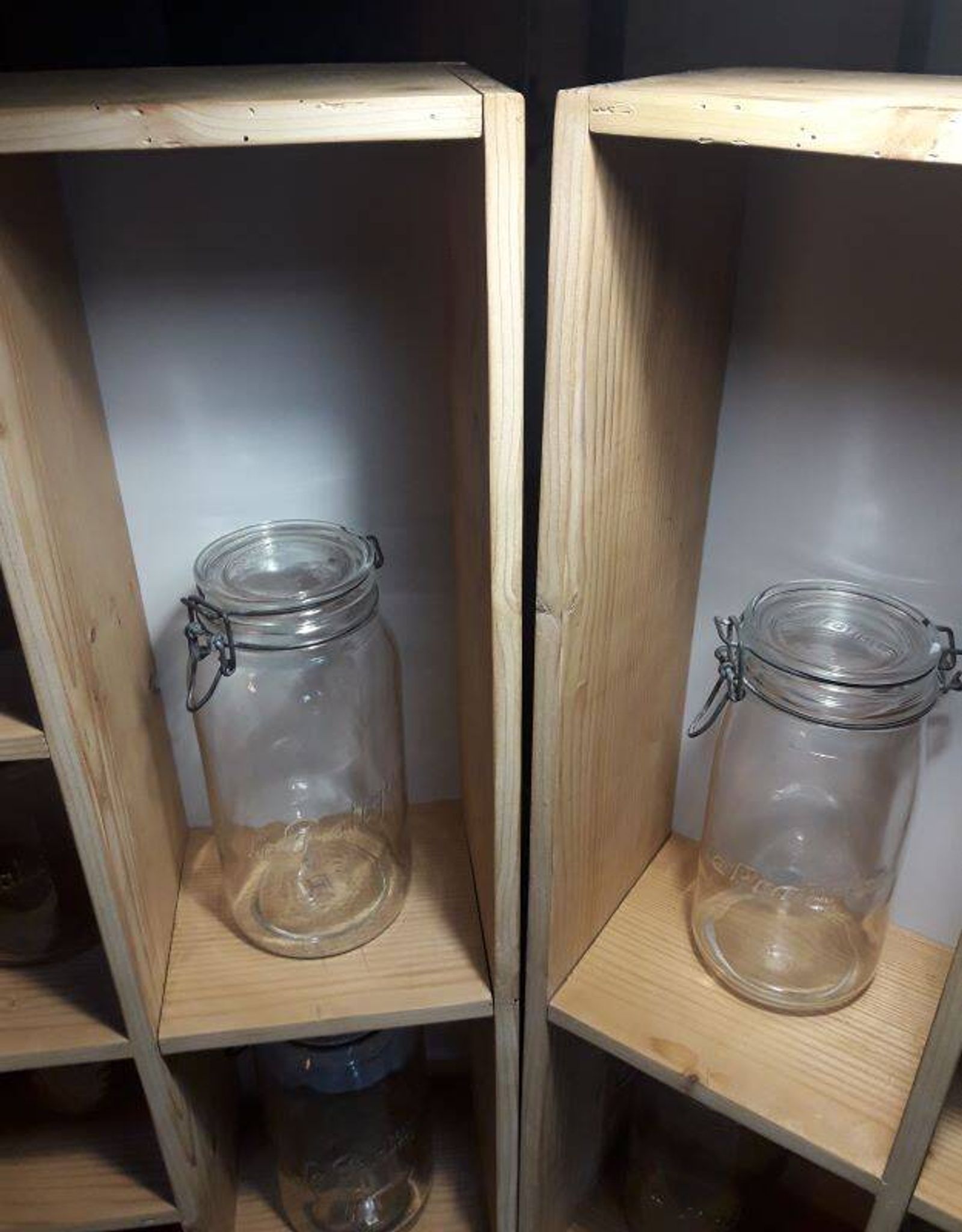 Spice shelves L1.6mxH79cm