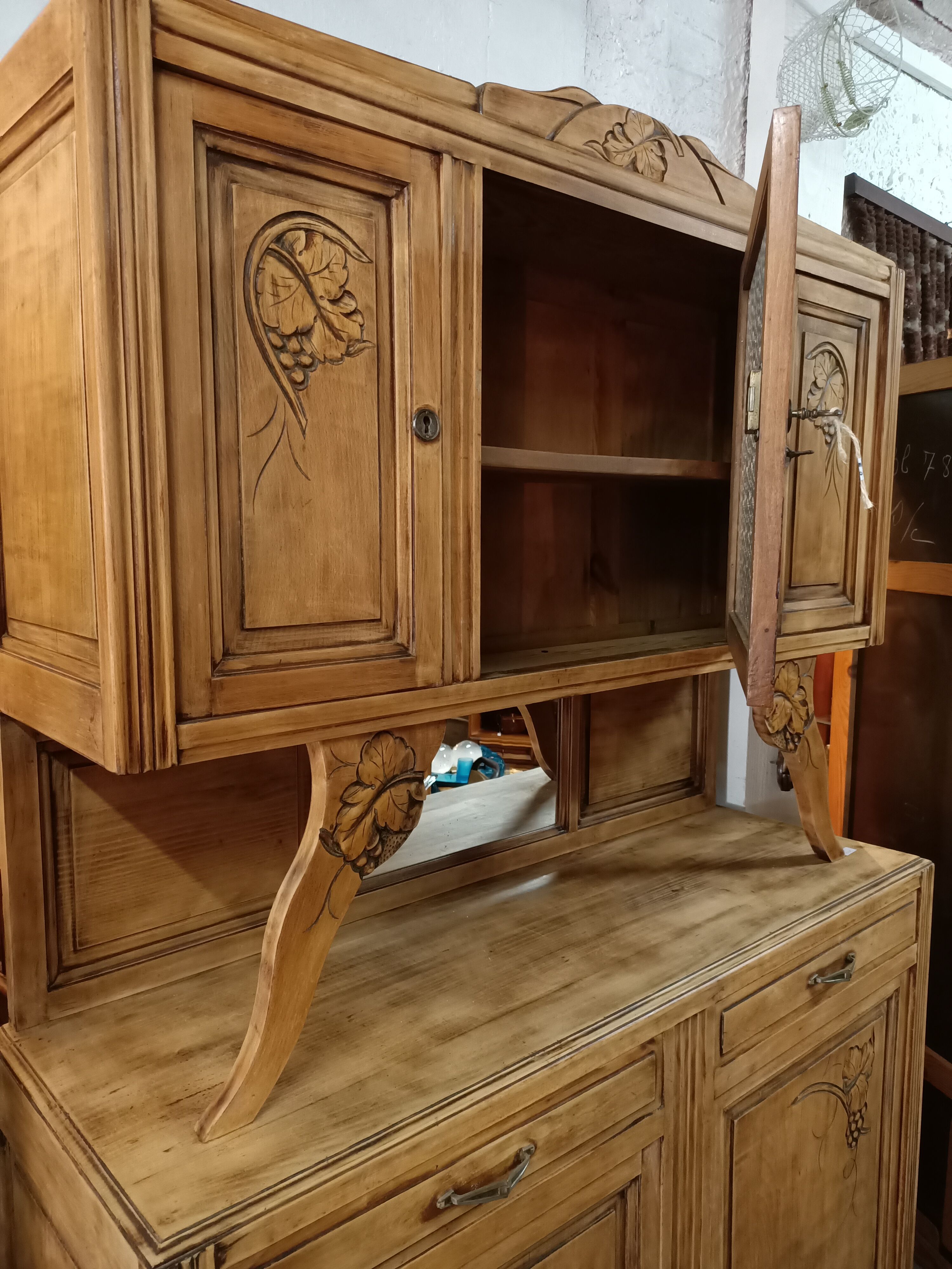 Meuble deux corps