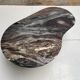 Table basse en marbre de Carrare forme organique