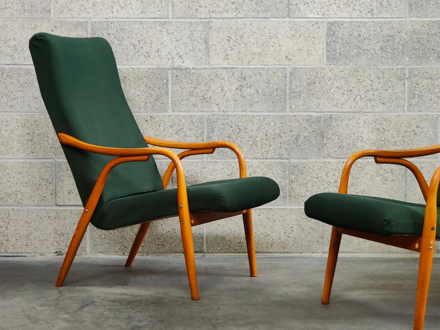 Pair of green armchairs by Antonin Suman for Ton Bystrice (Thonet) year 1960