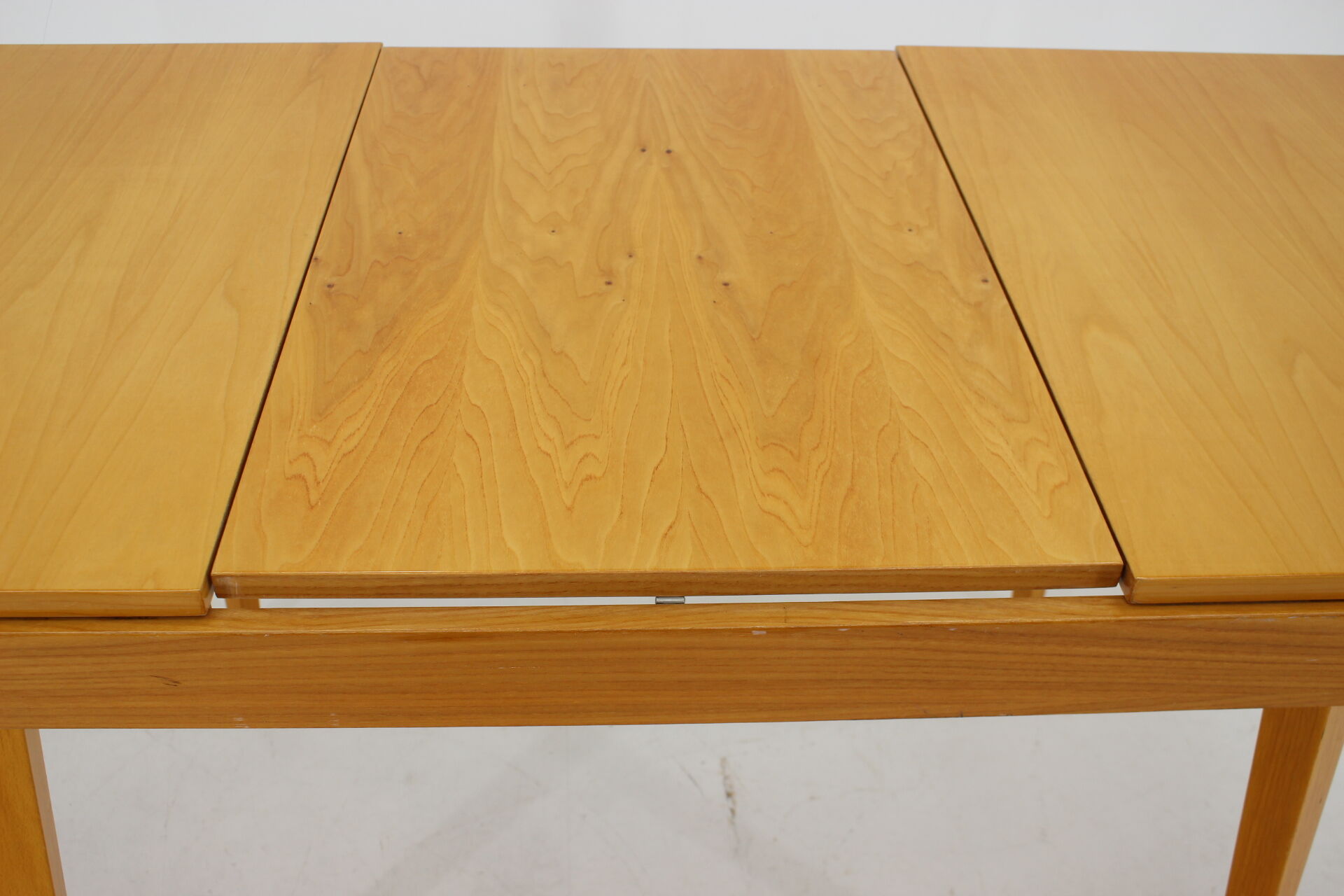 1970s Birch Extendable Dining Desk, Czechoslovakia