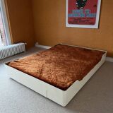 Double bed Series Ozoo, designed by Marc Berthier, white fibreglass, 70s.