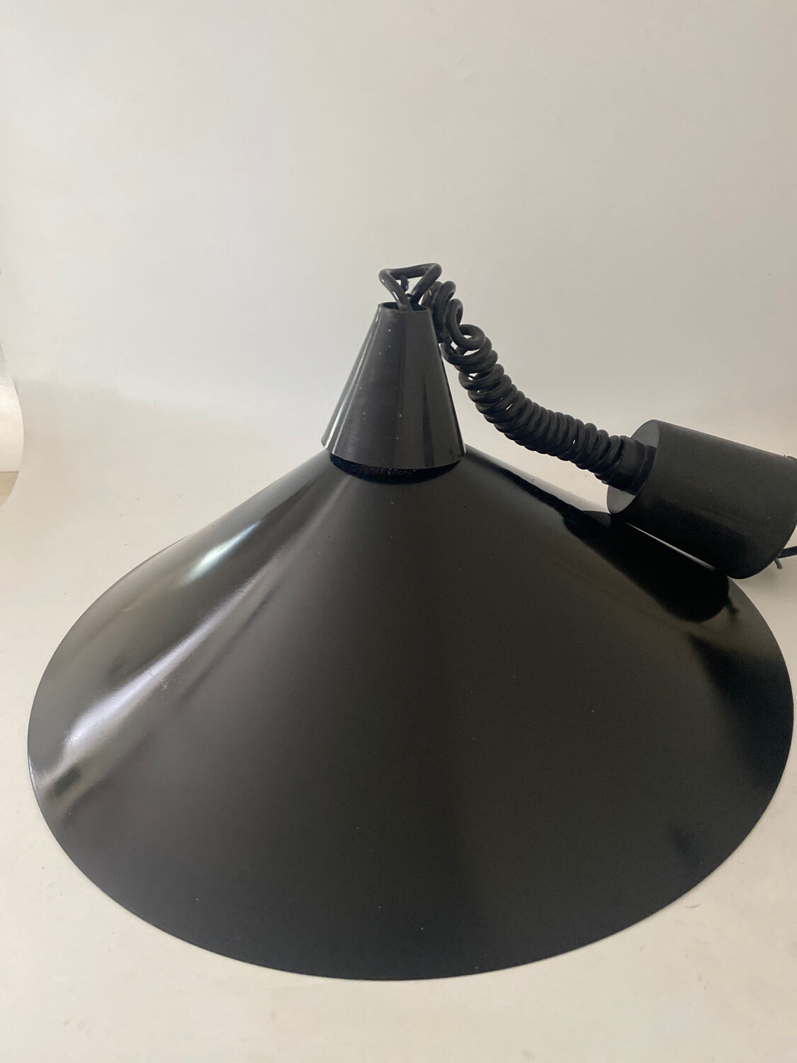 Lampadaire noir