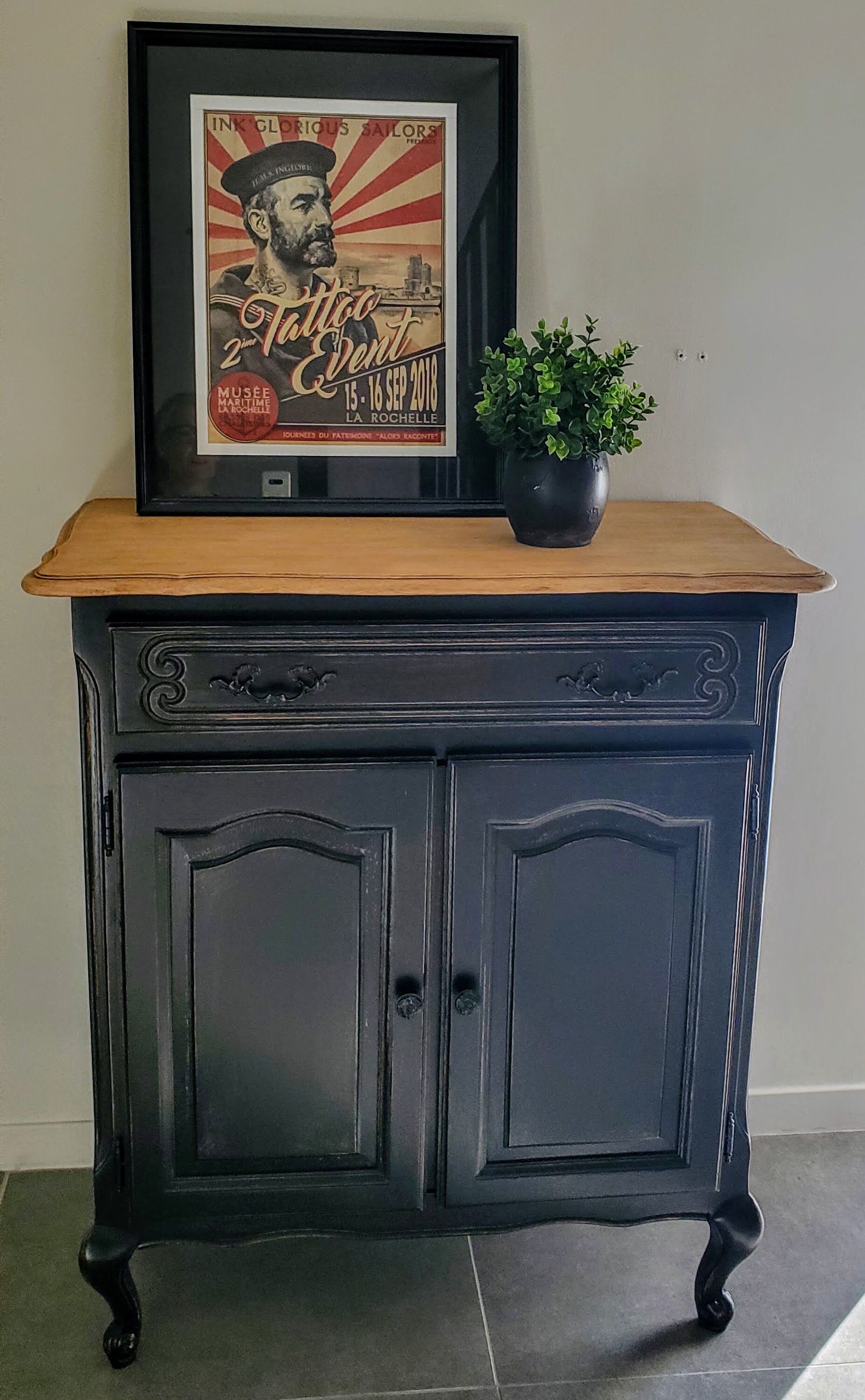 Old buffet of charm black patina and wood