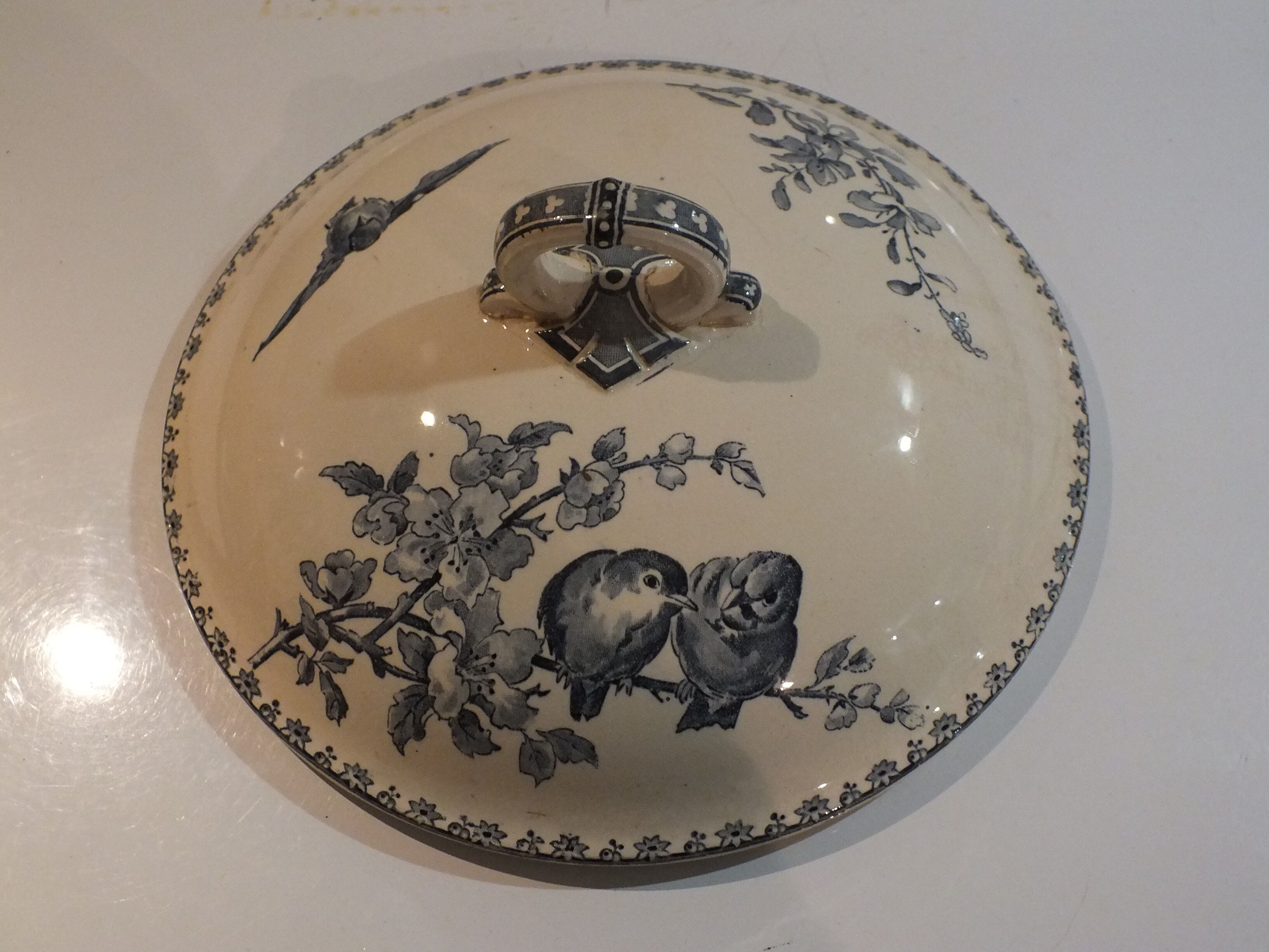 Tureen Sarreguemines & Digoin model Favorite blue
