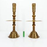 Pair of altar candlesticks in brass, Vietnam, 20th century
