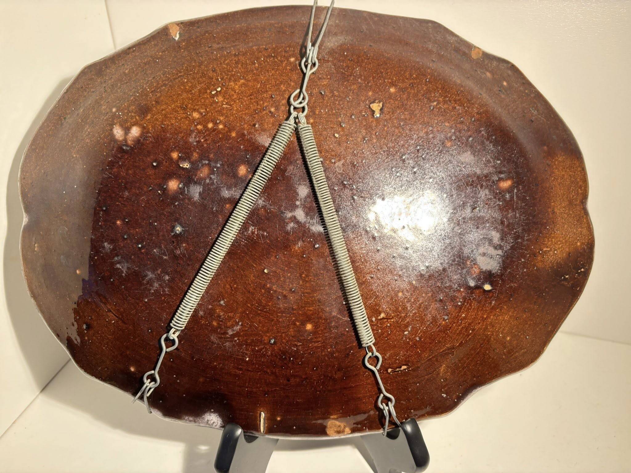 Old black ass type dish