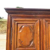 Walnut wardrobe, Louis XIII period