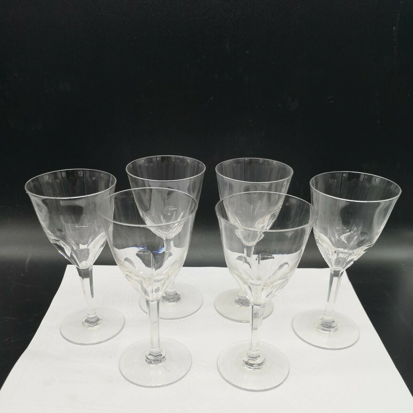 Series of 6 white wine glasses signed Baccarat model Zurich