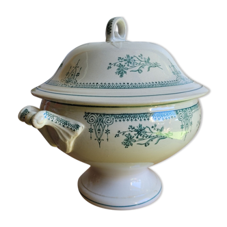 Souptureen model 4003 St Amand