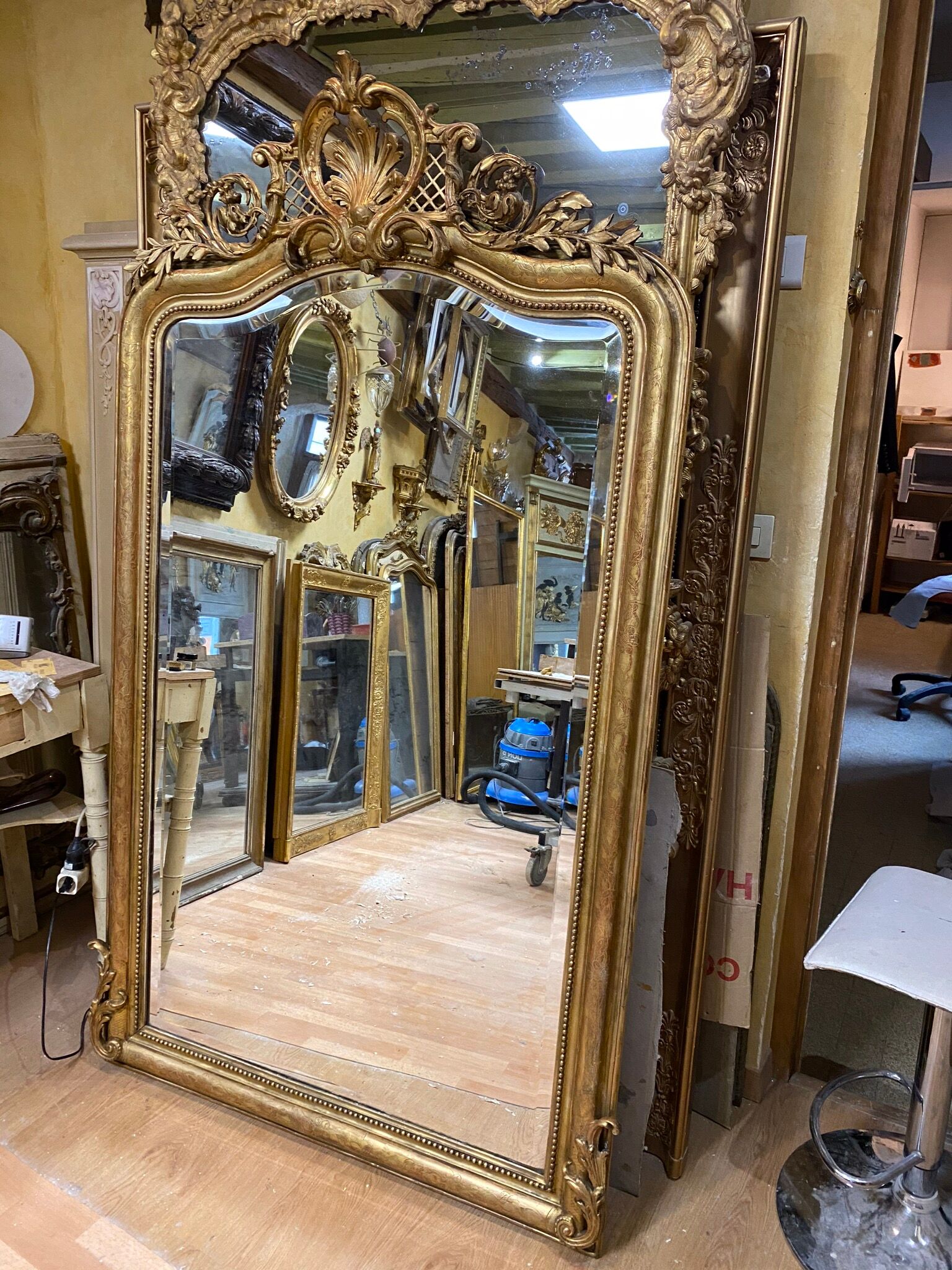 Golden mirror Napoleon III 190x113cm