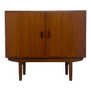 Danish teak sideboard by Borge Mogensen